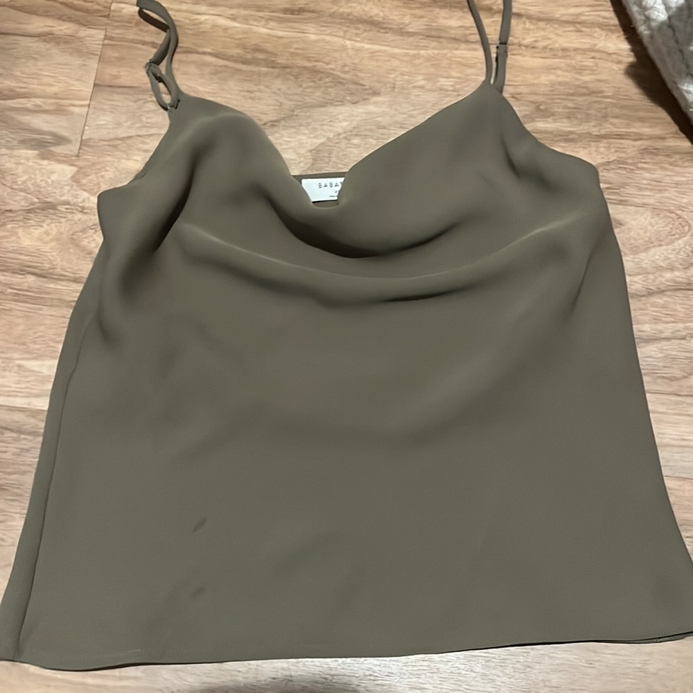 Aritzia cowl neck top size xs - Picture 4 of 4
